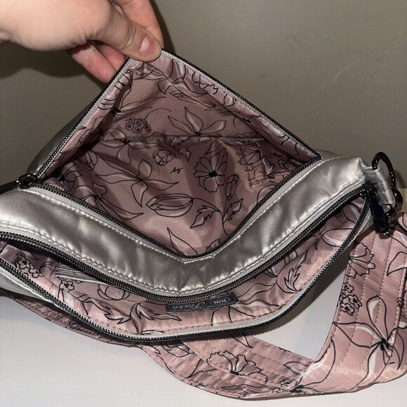 Sold Lug RFID Medium Crossbody Multi-Strap & Charm Flare 2 Metallic Silver - Picture 9 of 10